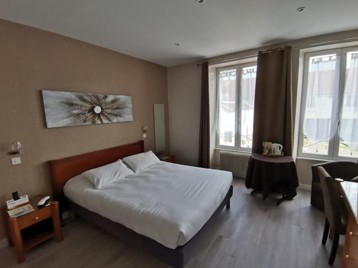 Logis Hotel Le Cerf Briare Exterior photo