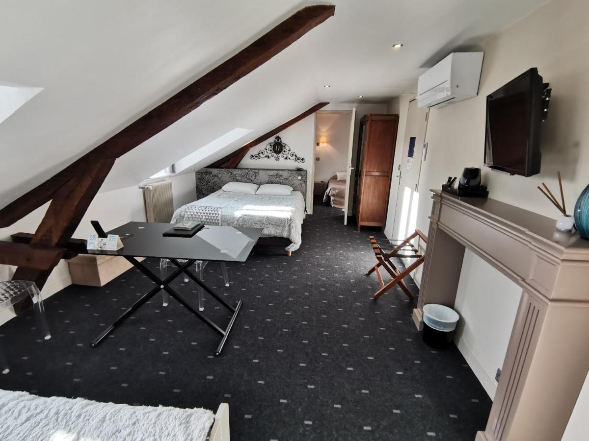 Logis Hotel Le Cerf Briare Exterior photo