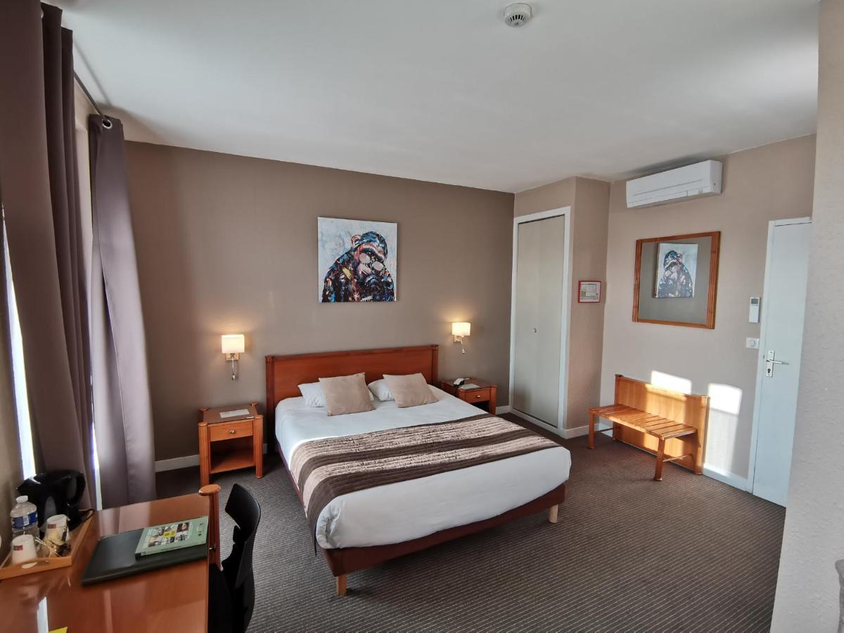 Logis Hotel Le Cerf Briare Exterior photo