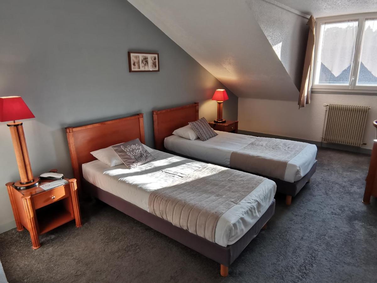 Logis Hotel Le Cerf Briare Exterior photo