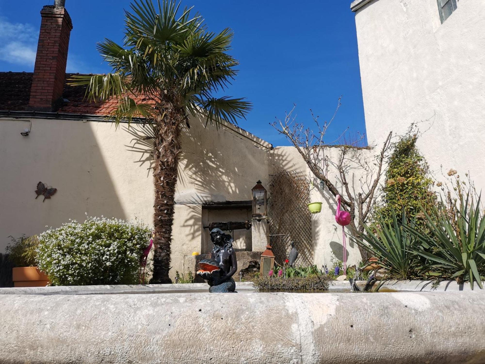 Logis Hotel Le Cerf Briare Exterior photo