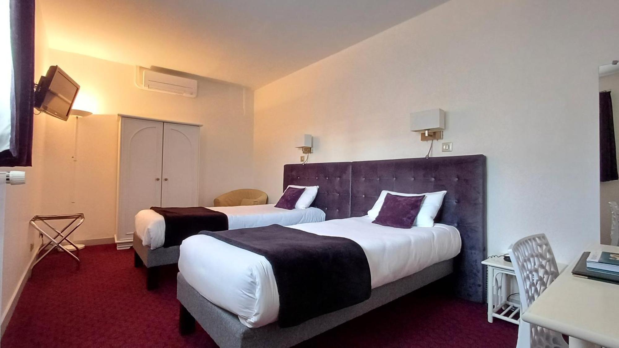 Logis Hotel Le Cerf Briare Exterior photo