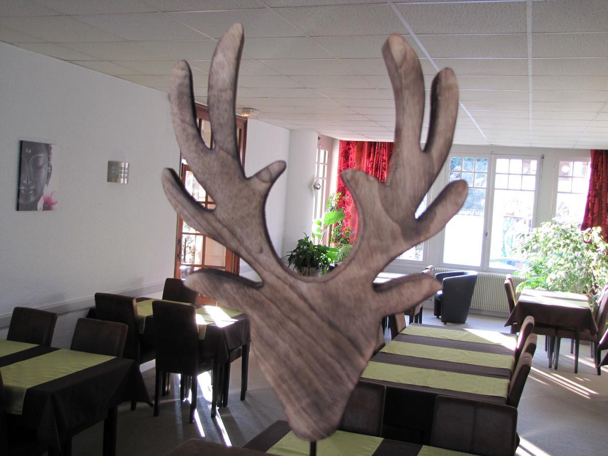 Logis Hotel Le Cerf Briare Exterior photo